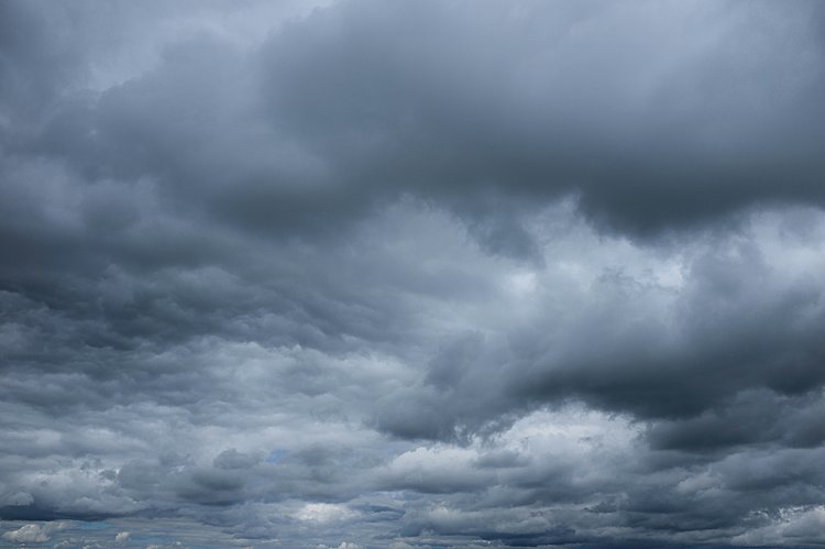 Das Foto zeigt einen bedeckten Himmel.