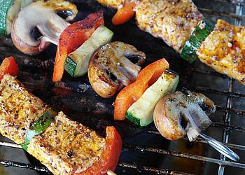 Grillgut mit Fleisch und Gemüse